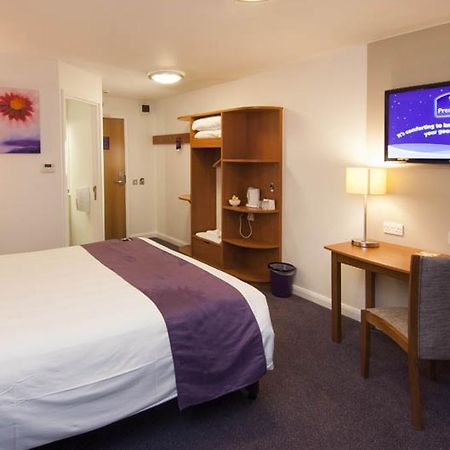 Premier Inn Sheffield Arena Extérieur photo