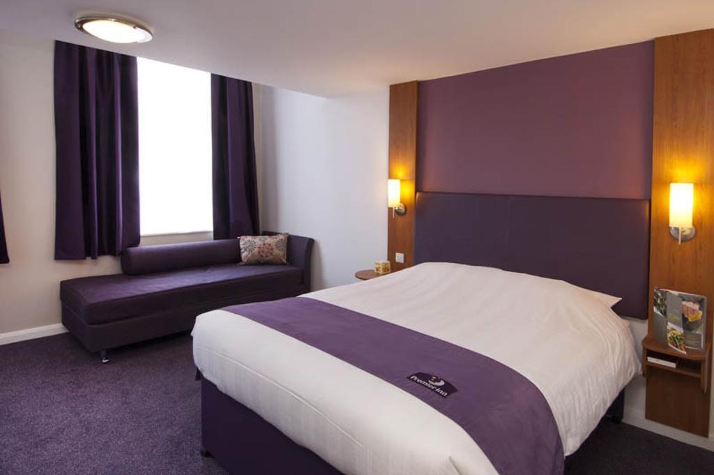 Premier Inn Sheffield Arena Extérieur photo