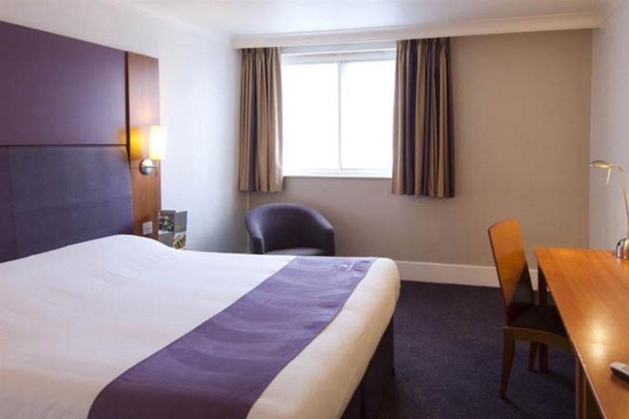 Premier Inn Sheffield Arena Extérieur photo